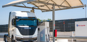 Air Liquide H2Station with IVECO FCEV Heavy Duty Truck