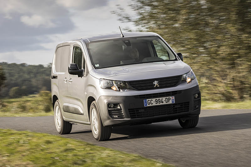 Peugeot-e-Partner-010