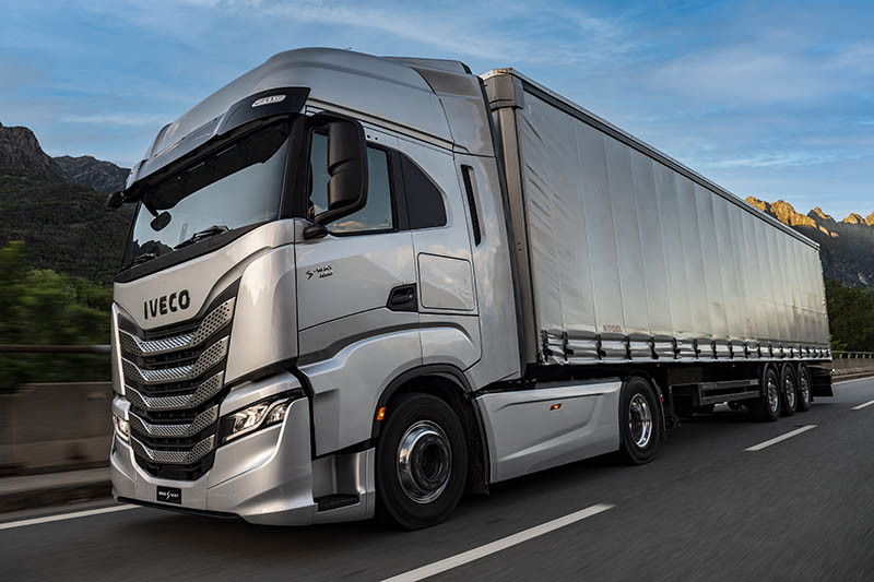 New IVECO S-WAY_12_hi
