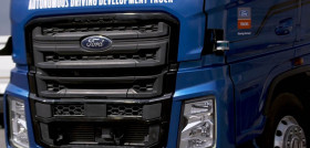 Ford truck conductor autonomo