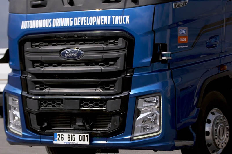 Ford truck conductor autonomo