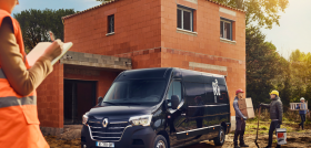Renault Trucks Master RED VAN 5