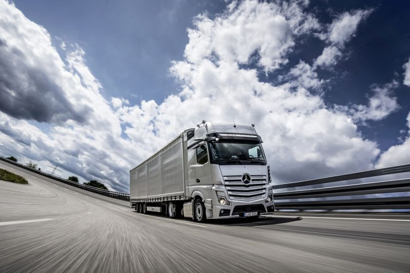 Der neue Actros – Truck of the Year 2020The new Actros – Truck of the Year 2020