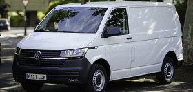 MADRID. 3ÐVIII-20. FURGONETA VOLKSWAGEN TRANSPORTER. FOTO: JOSE RAMON LADRA.