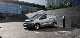PEUGEOT_PARTNER_2101STYP001_0