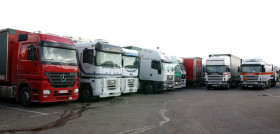 camiones aparcados