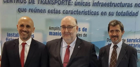 De izda. a dcha. Pablo Hoya, presidente de Europlatforms, Ramón Vázquez, presidente de Acte y Miguel Mtnez.
