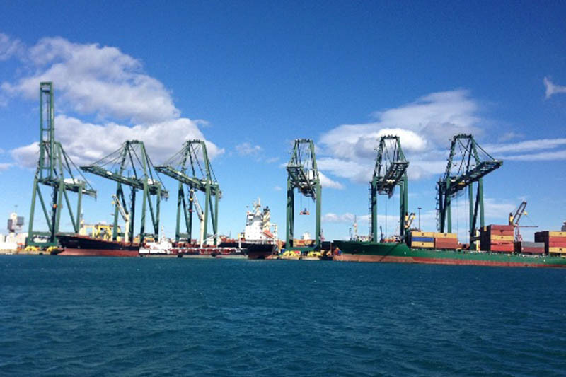 Imagen 1 NOTA DE PRENSA - EL GRUPO MOLDTRANS POTENCIA SERVICIOS CON CANARIAS_VF