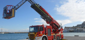 escala bomberos Scania - Ibiza 1