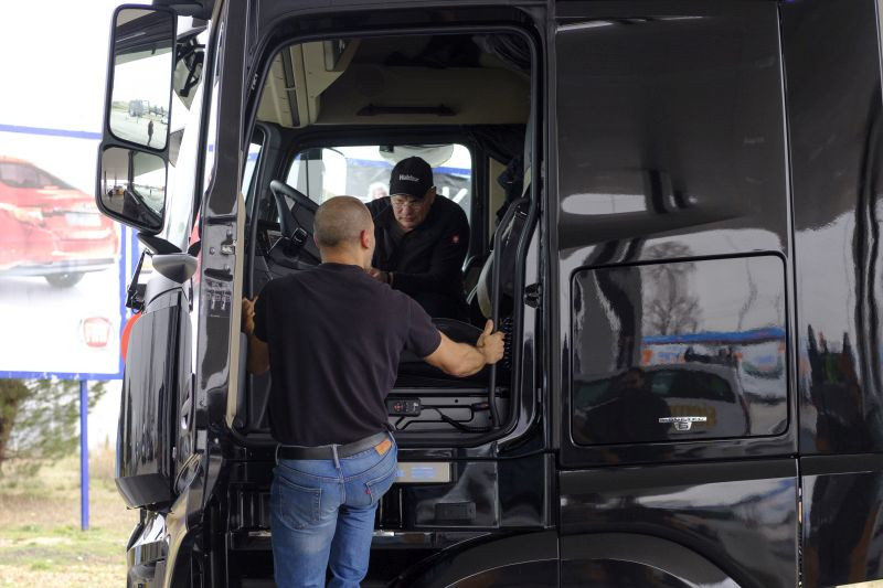 MADRID. 5-3-18. MERCEDES ACTROS 1863. FOTO: JOSE RAMON LADRA.