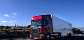 MADRID. 4-12-17. CAMION SCANIA R520. FOTO: JOSE RAMON LADRA.
