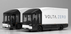 VOLTA 7.5T FRONT 3Q AMBIENT 2400 16T COMPARISON