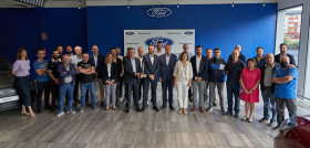 FOrd Tomóvil 03