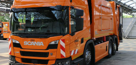 © AWM CNG refuse 2