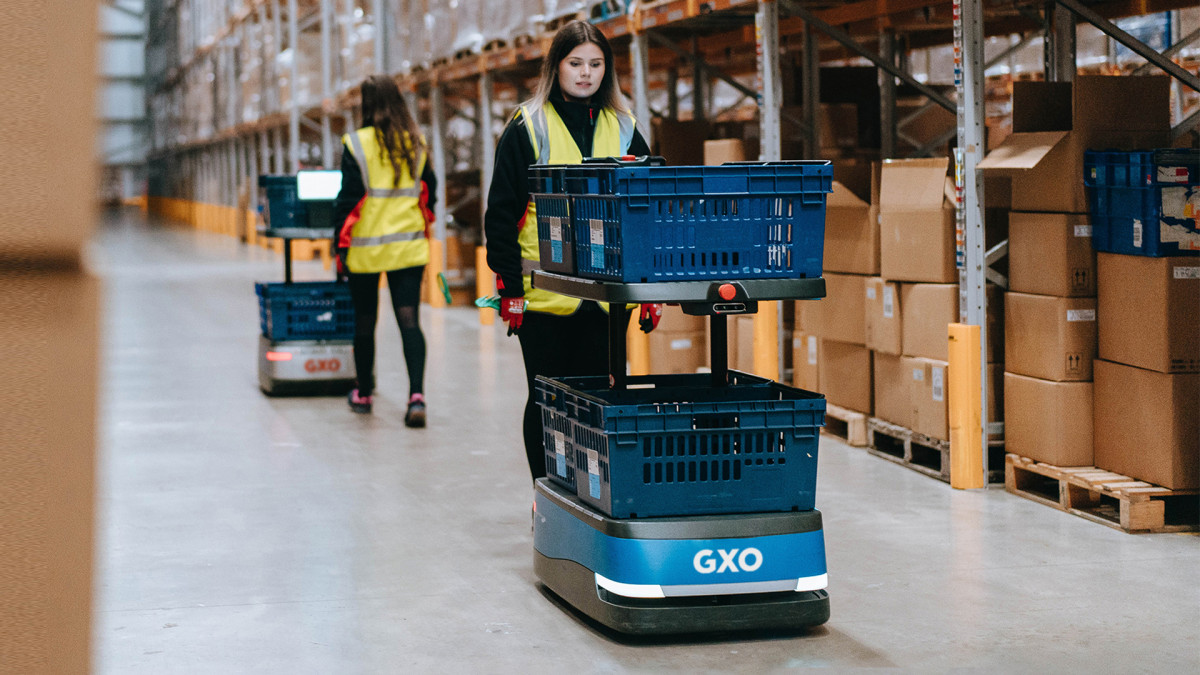 GXO firma un acuerdo global con 6 River Systems para ampliar el nu00famero de robots colaborativos