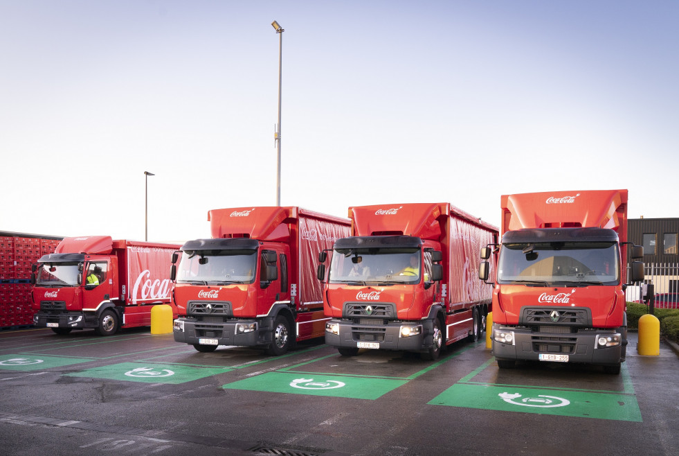30 Renault Trucks E TEch for Coca Cola 00
