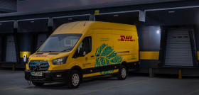 DHLExpress Ford E Transit 01