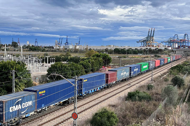 Tren puerto de Valencia