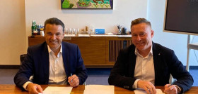Firma de la adquisición de Spedimex Eric Hémar y Marcin Bąk