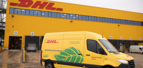 DHLExpressMercedes(3)