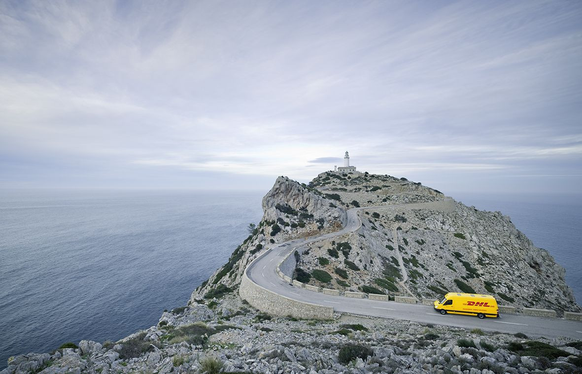 DHL