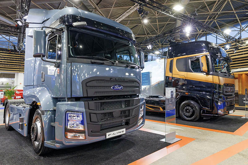 Ford Trucks Solutrans FLINE&Select Nov23