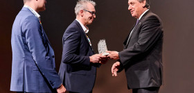 01 DAF Trucks Vlaanderen named Factory of the Future