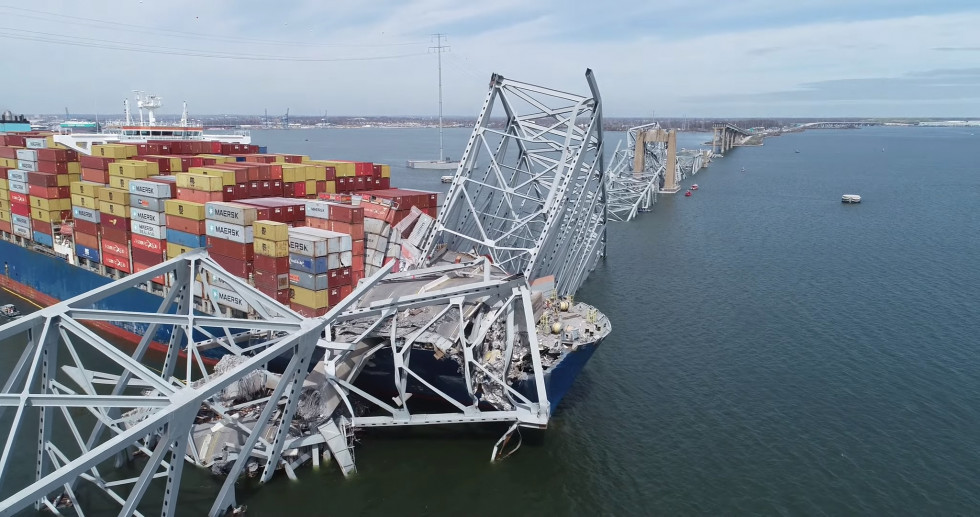 Francis Scott Key Bridge and Cargo Ship Dali NTSB view