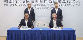 IVECO Foton exploration future synergies Chang Rui Chairman Foton (backL) Chen Qingshan Deputy GM Foton(frontL) Luca Sra President TruckBU IVG(frontR) Gerrit Marx CEO IVG(backR)