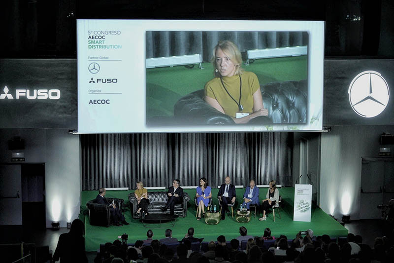 Mesa redonda 'Liderando la transformaciu00f3n de las ciudades'