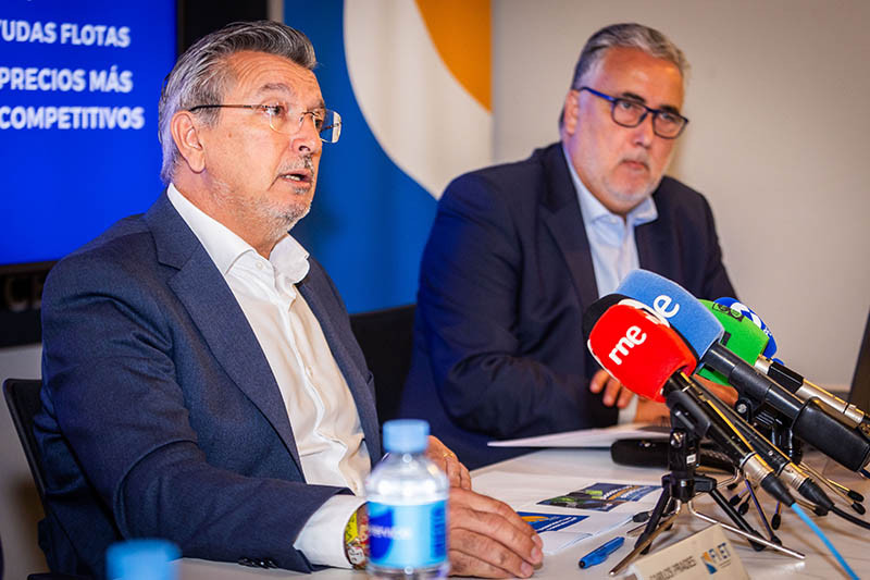 Carlos Prades, presidente de FVET, durante la rueda de prensa 