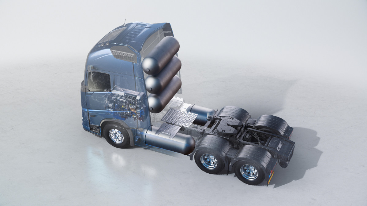Volvo truck with combustion engine running on hydrogen