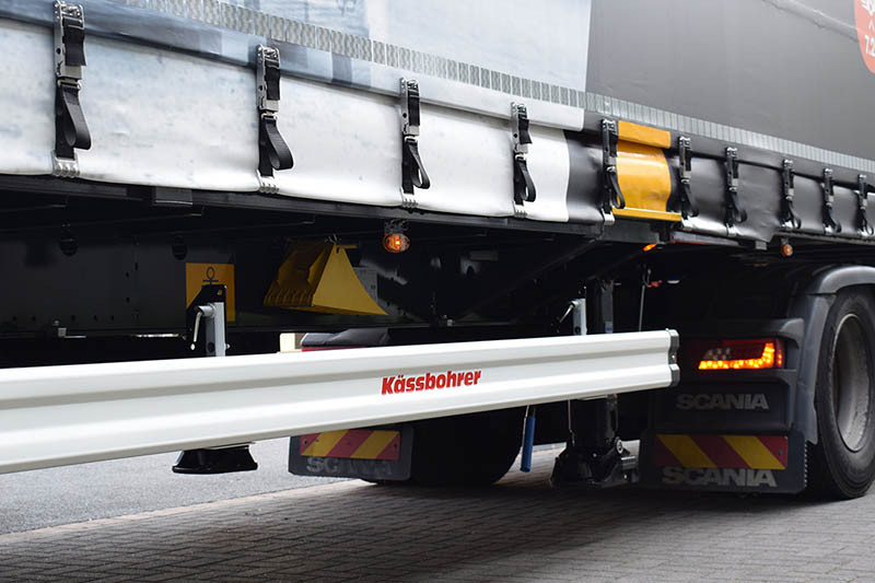 INTERMODAL EXCELLENCE EFFICIENTLY ON THE ROAD, THE TRAIN AND THE FERR