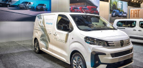 PEUGEOT E ExpertSide