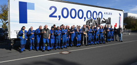 165 Schmitz Cargobull celebra la producción de su eje numero dos millones