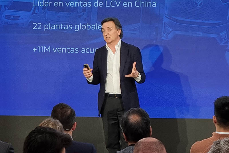 Manuel Salvadores 121548