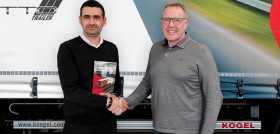 Bogdan Tiganus, General Manager of OTTO Trailer (left); Milan Strmecki, Sales Director Eastern Europe at Kögel Trailer GmbH (right)