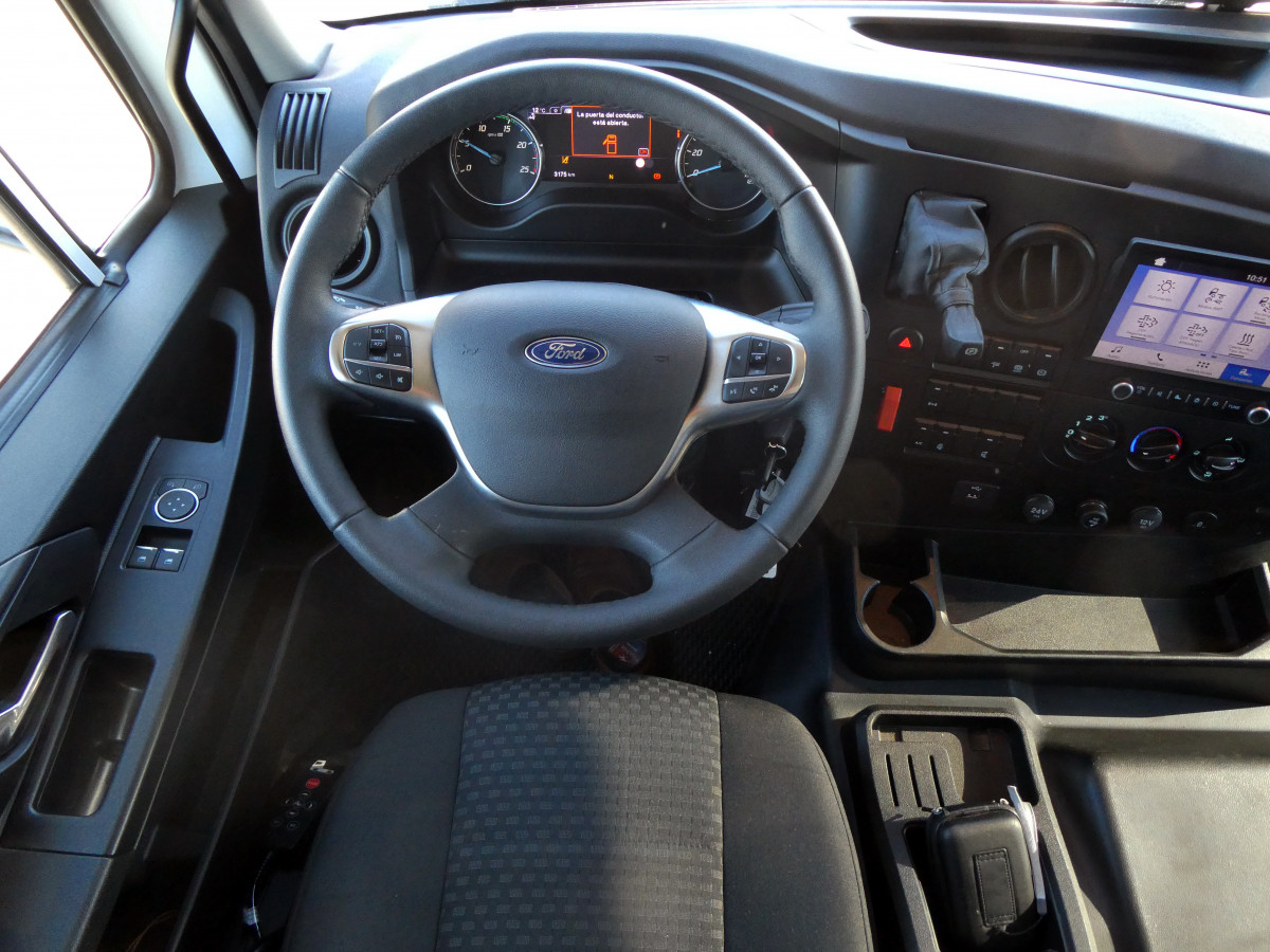 3 Cockpit