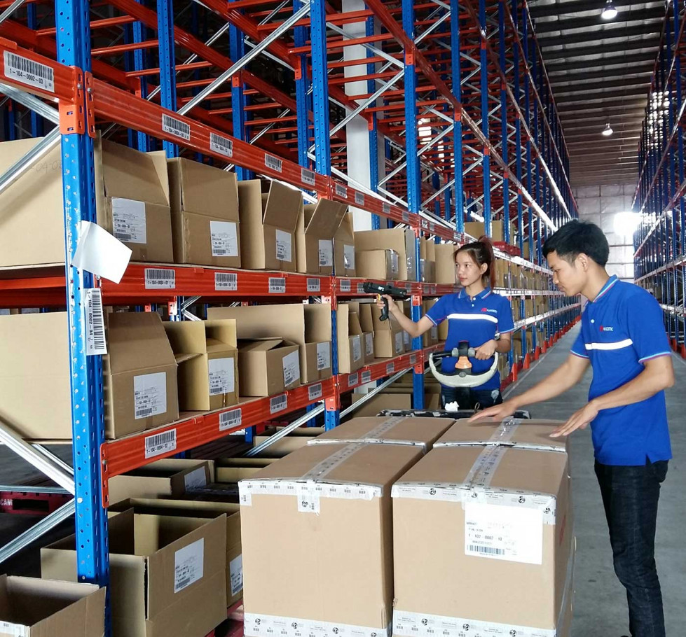 02 FM LOGISTIC
