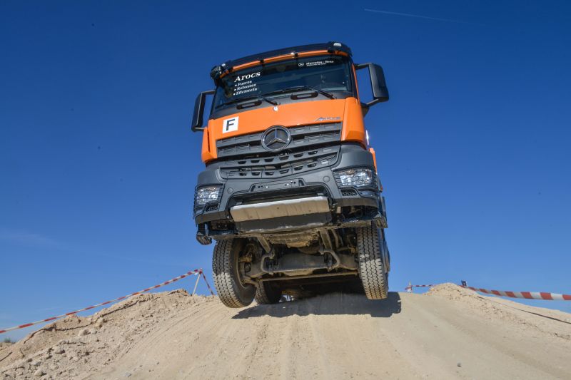 Mercedes-Benz Arocs