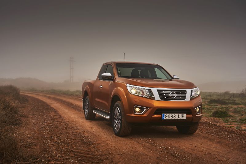 NISSAN NAVARA NP 300