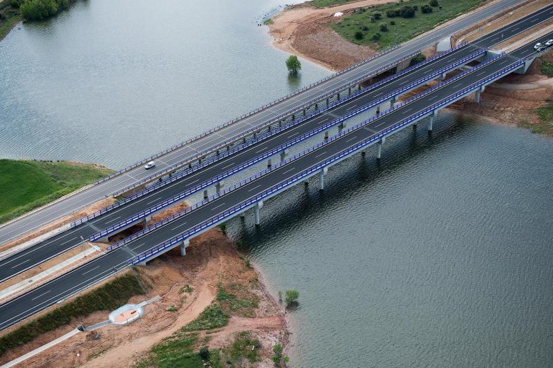 El tramo Benavente-Zamora por autovía reduce el tiempo de viaje entre ambas localidades en aproximadamente 15 minutos