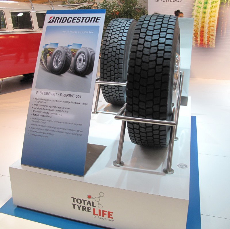 Bridgestone insiste en su interés por reducir los costes de las flotas de transporte.