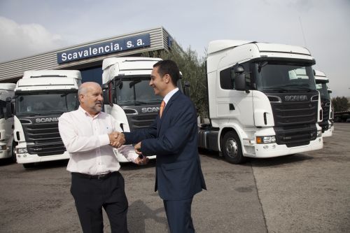 Llacer y navarro adquiere 50 scania 