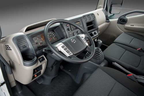 Nissan nt500 interior 