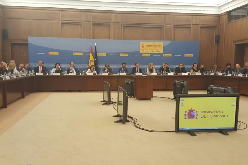 Del Moral ha hecho el anuncio durante una reunión celebrada en Fomento con los directores generales de Transporte de las comunidades autónomas y el CNTC.