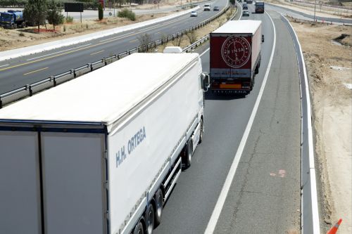 Suben los costes y bajan los precios del transporte1